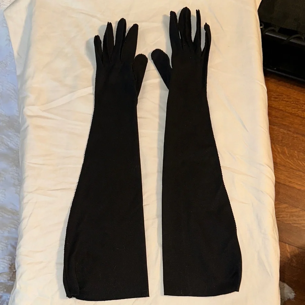 Vintage NWOT Dressy Black Cloth‎ Elbow Length Black Gloves